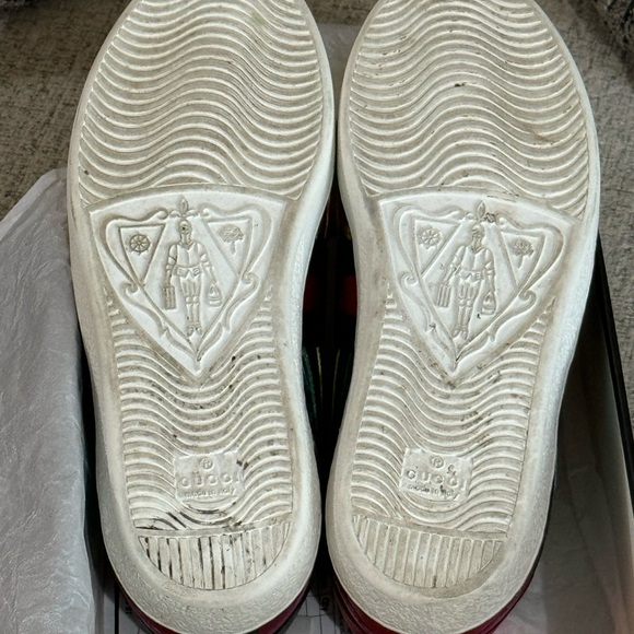 Gucci Sneakers - Picture 6 of 8